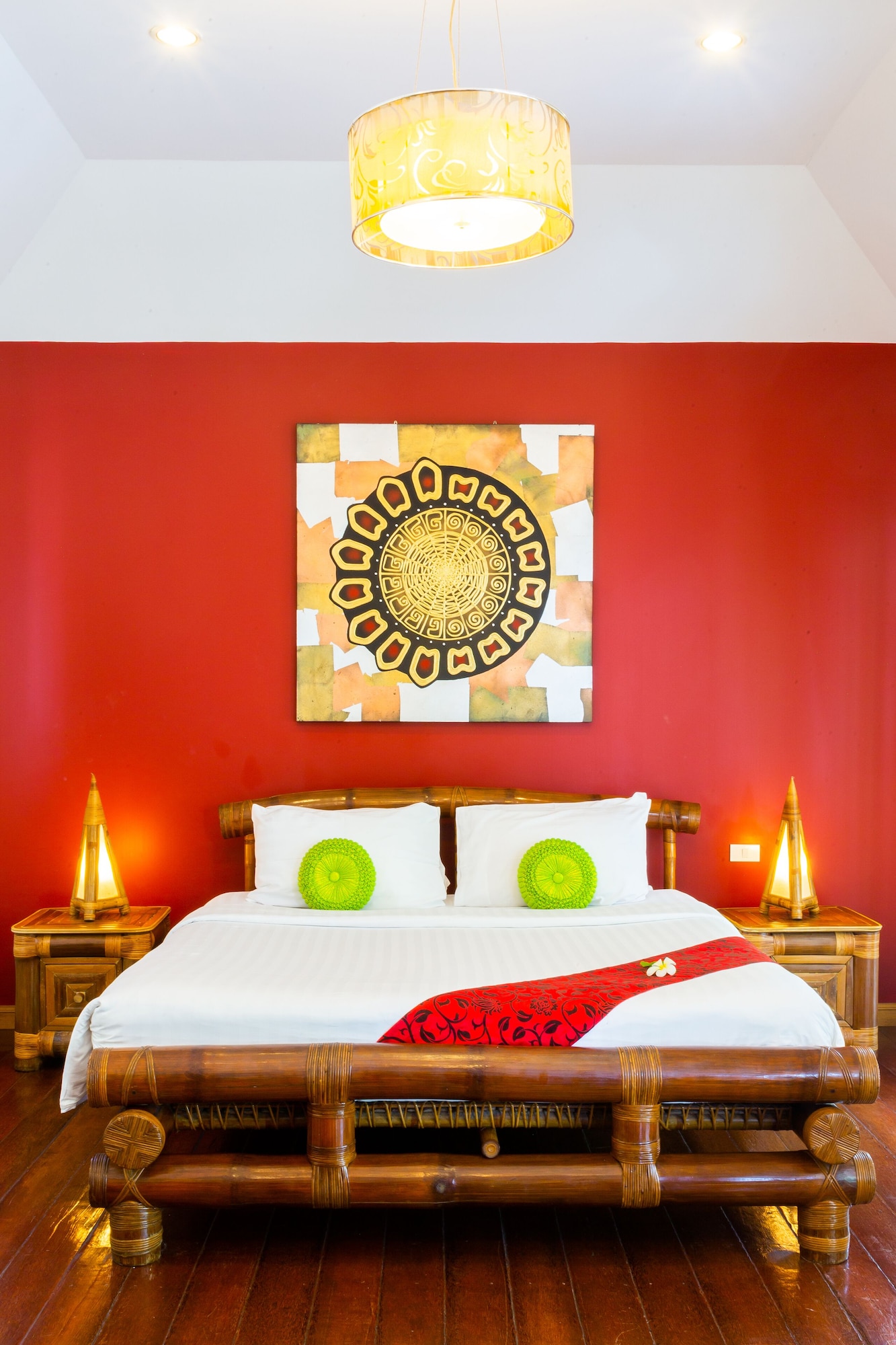 HONEYMOON, SUITE