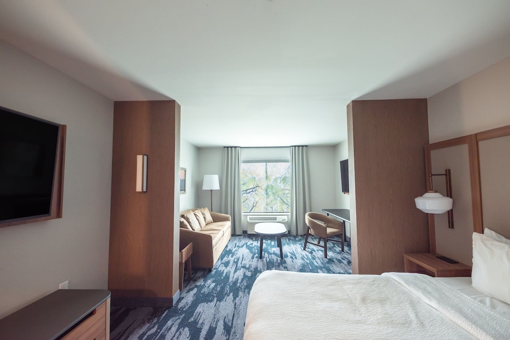 Fairfield Inn and Suites Kingsport 6/17