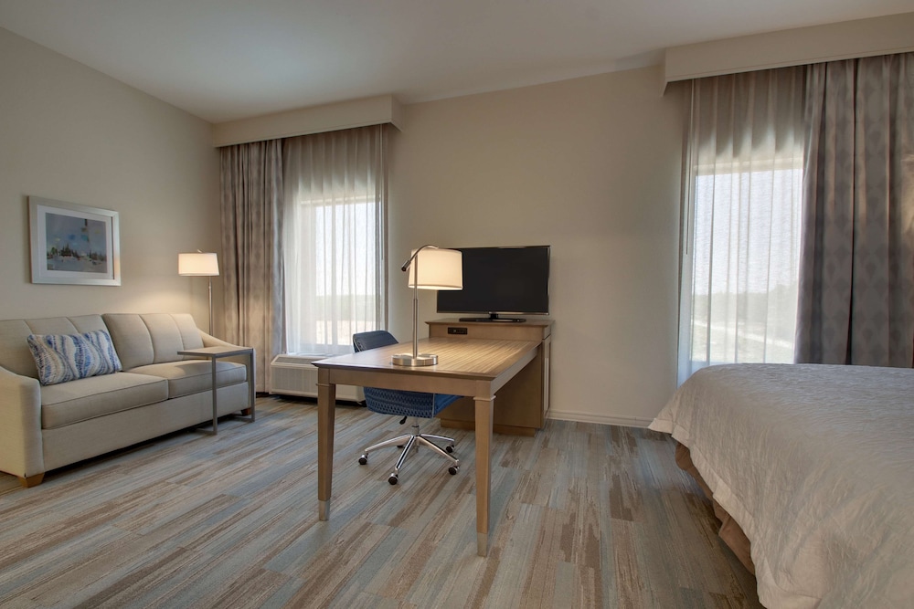 Hampton Inn Sneads Ferry North Topsail Beach 37/48