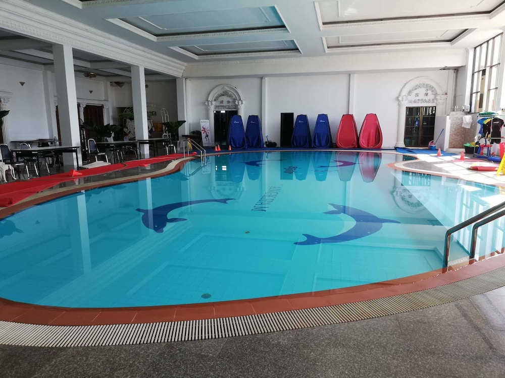 Angkham Hotel 2/46
