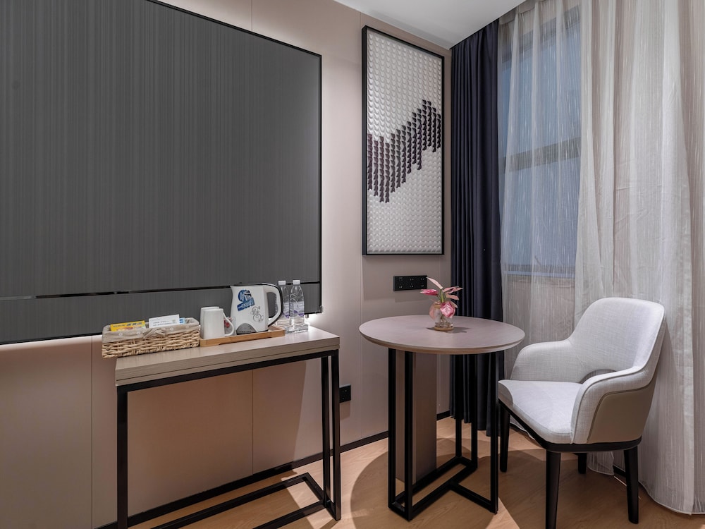 Lavande Hotel Guangzhou Taiguhui Square Shipaiqiao Metro Station 43/54