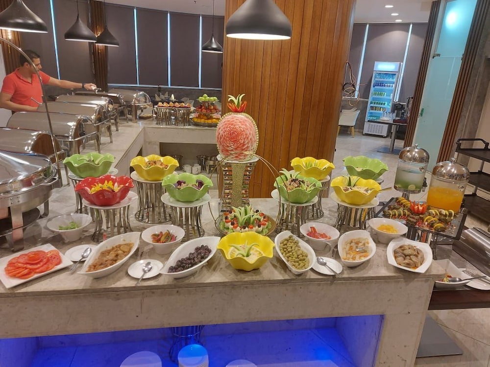 فندق تاج الوجه(Taj Al-Wajh Hotel) 30/32
