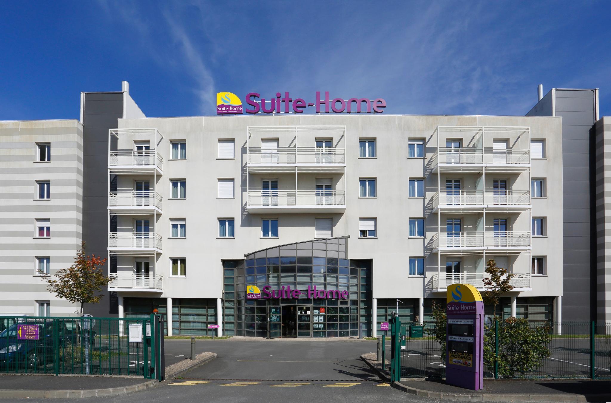Suite Home Saran Orleans in SARAN