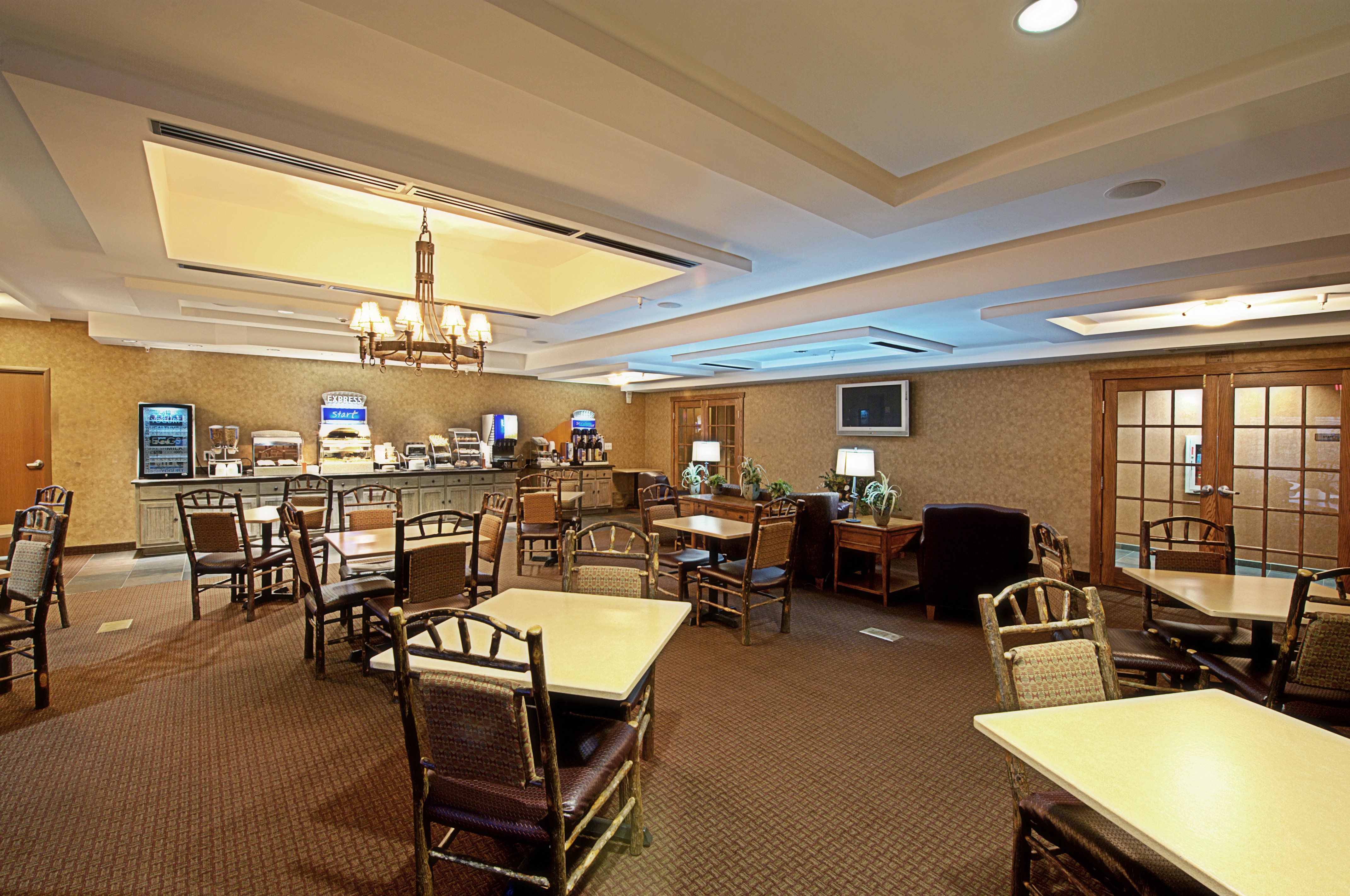 Holiday Inn Express Sierra Vista 51/76
