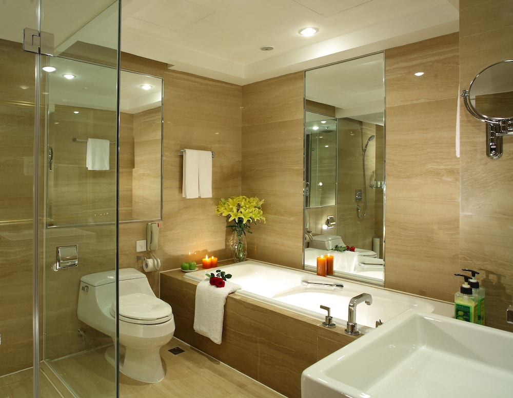 New Century Grand Hotel Shaoxing 46/47