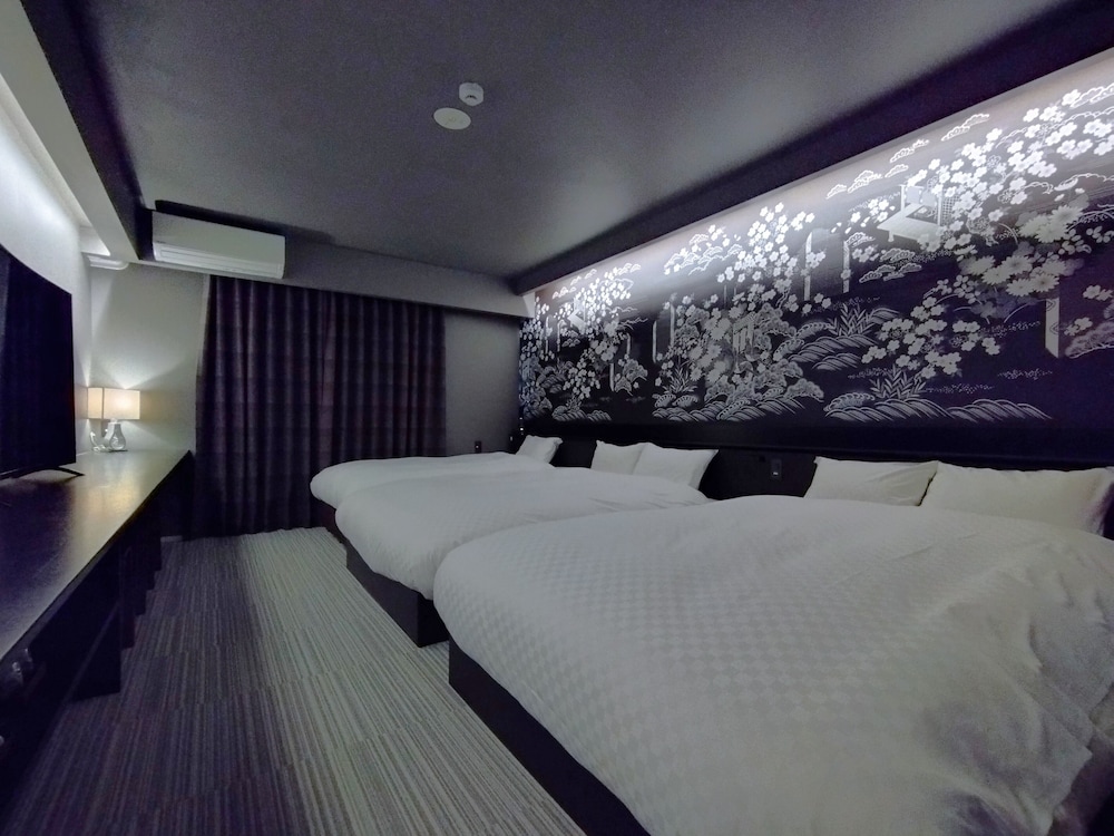 1 BEDROOM, CITY