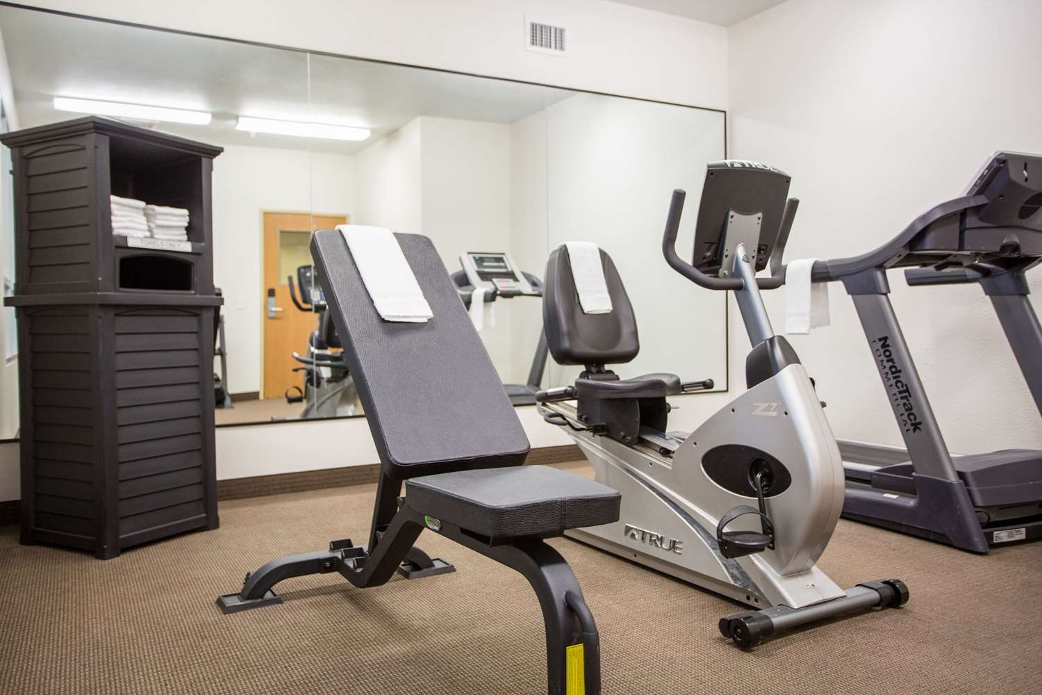 Sleep Inn & Suites Conference Center Eau Claire North 9/22