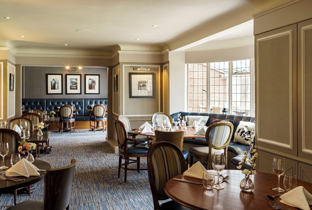 Macdonald Craxton Wood Hotel 43/60