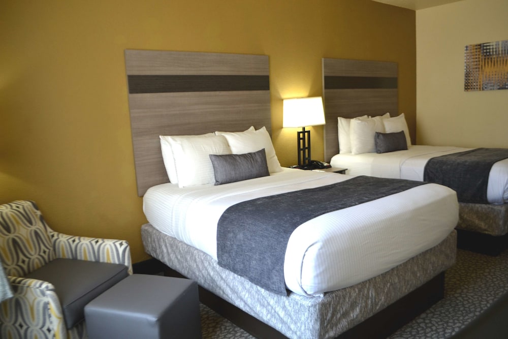 Best Western Sherwood Inn & Suites 12/50