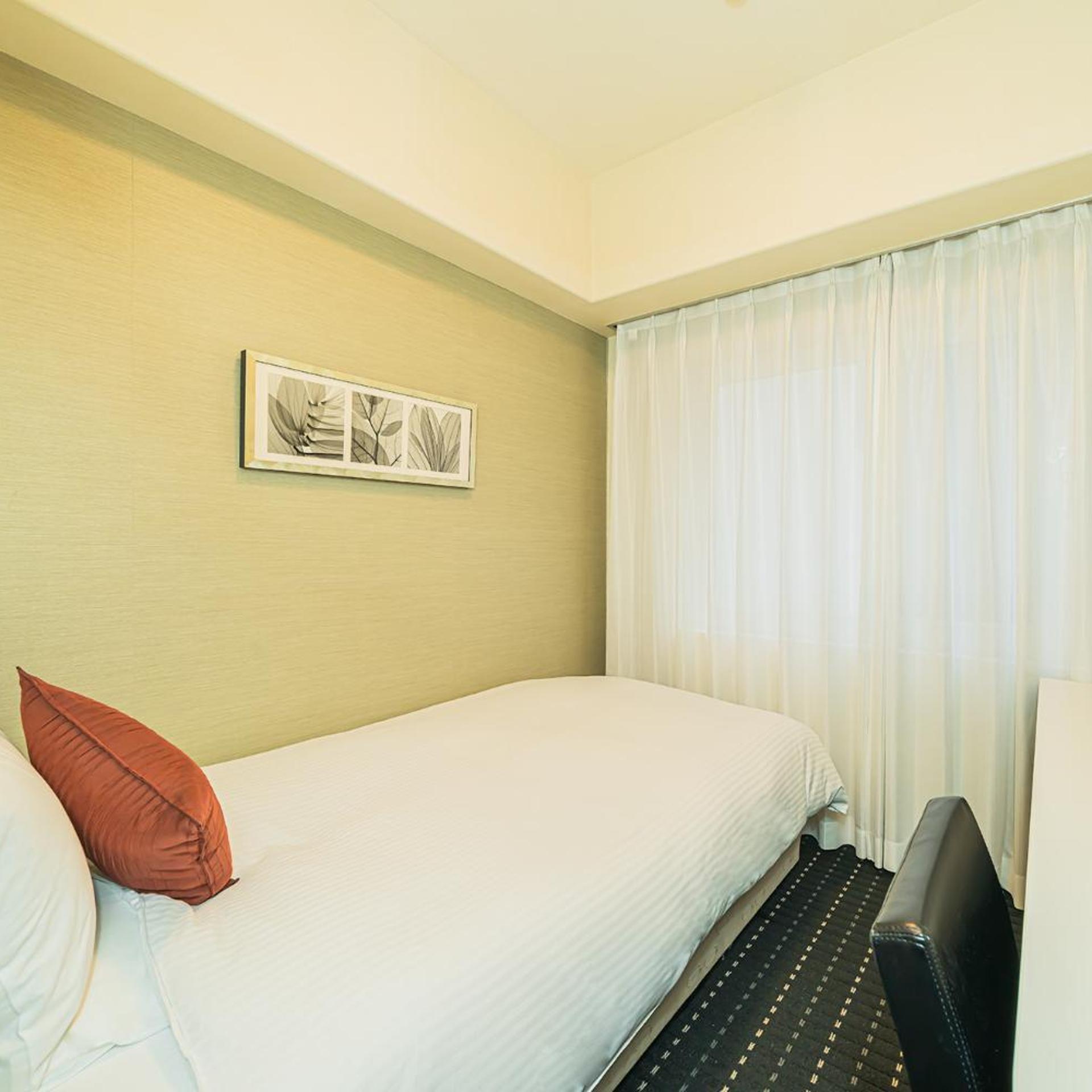 Kanda Station Hotel 7/19