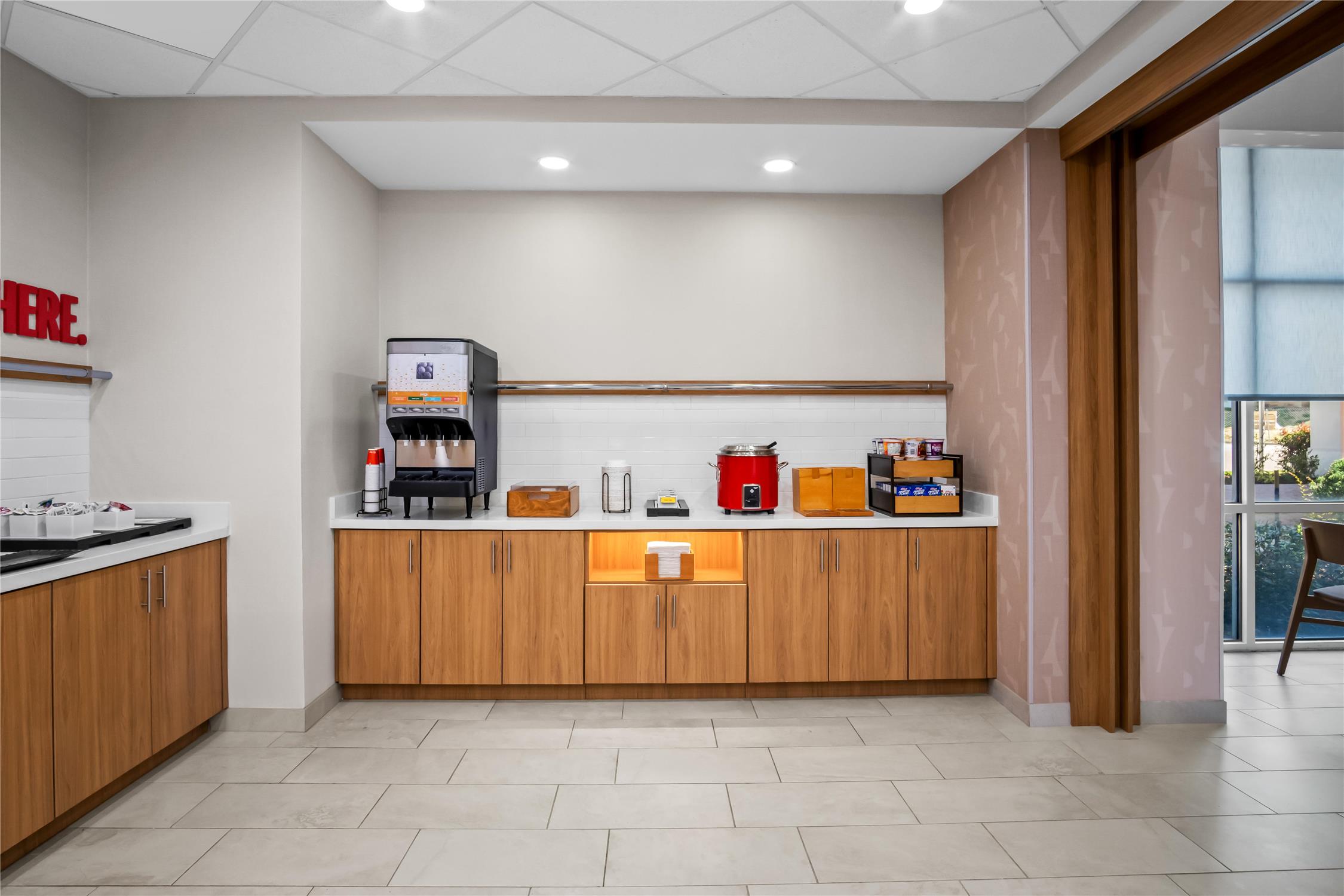 Hampton Inn And Suites Waxahachie 13/76