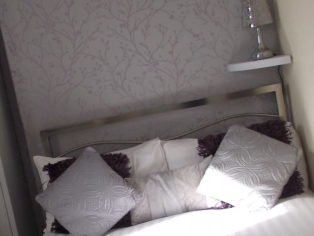 The Heidi Bed and Breakfast 11/51