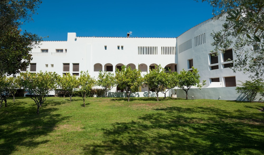Hotel Torre Oliva 33/48