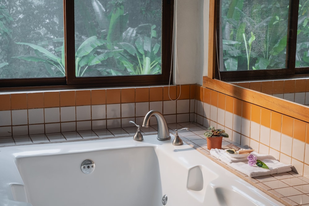 Villa Blanca Cloud Forest Resort and Nature Reserve 73/73