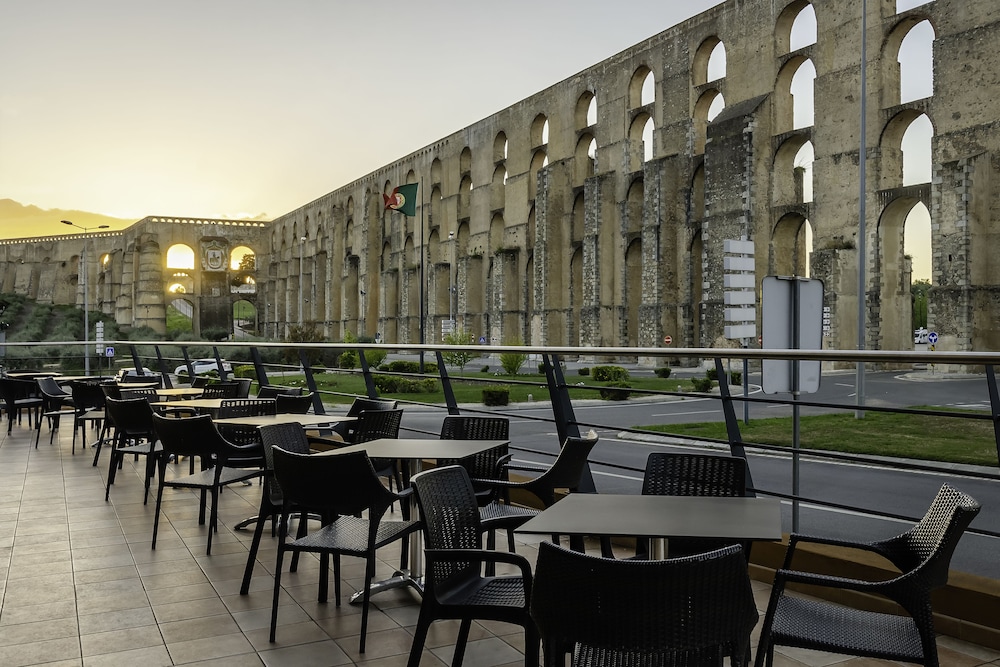 Hotel Dom Luis 36/50