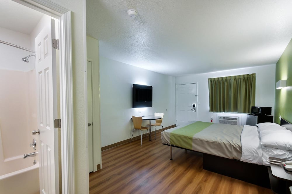Motel 6 Charles Town Wv 21/60