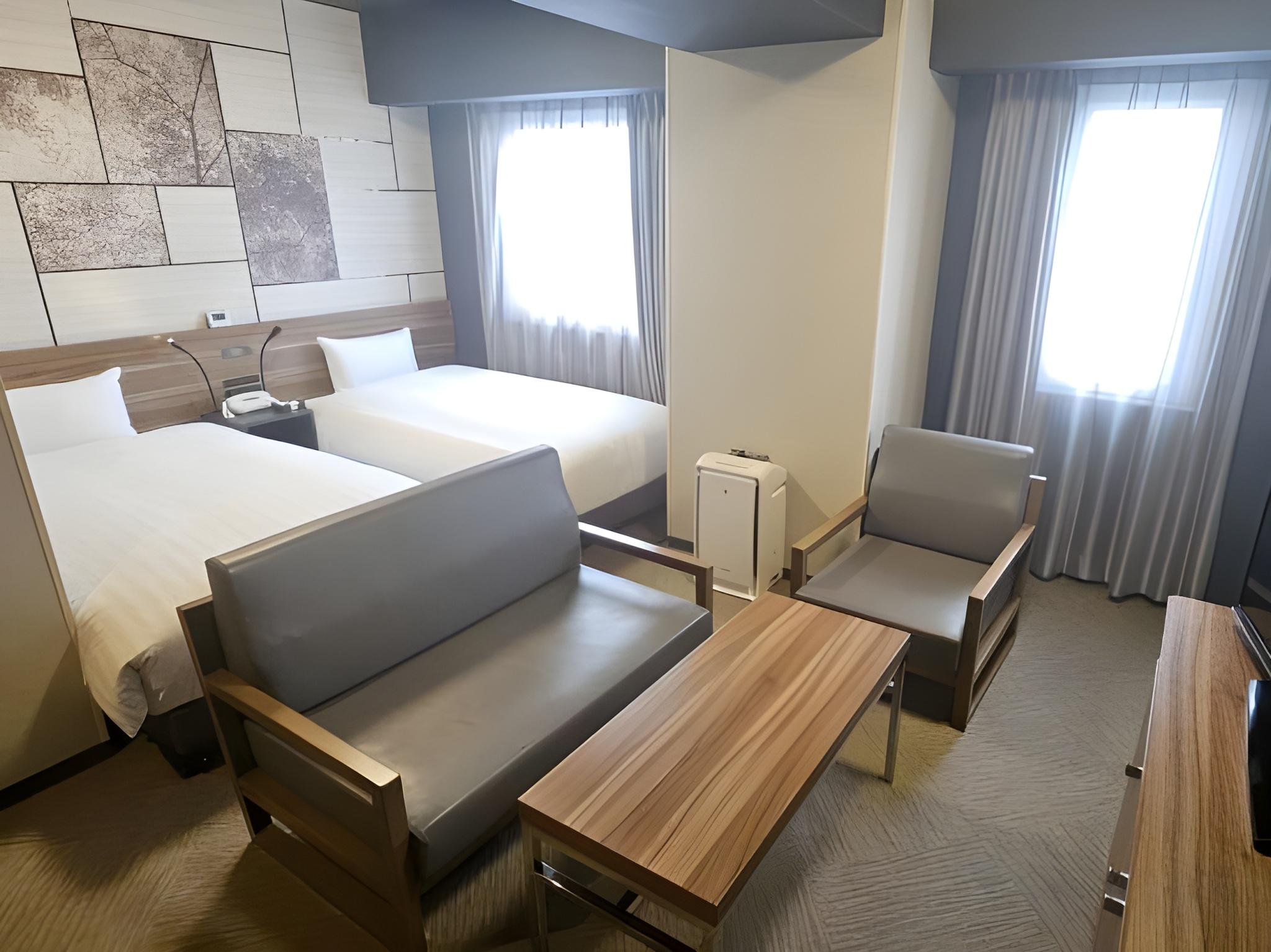 Deluxe, Twin Beds, Smoking