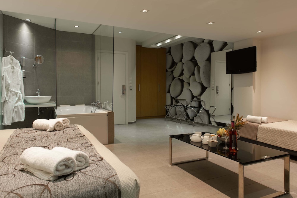 Atlantis Boutique City Hotel 53/69