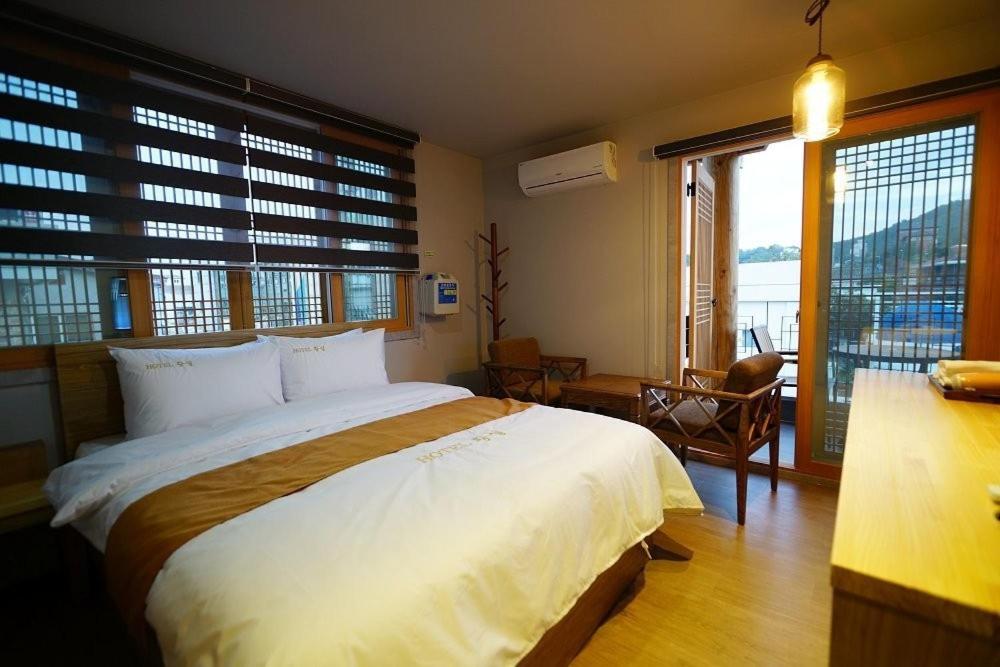 Hwangsil Tourist Hotel 7/28