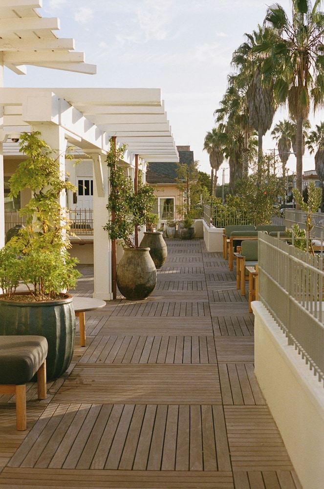 Gjelina Hotel 4/50