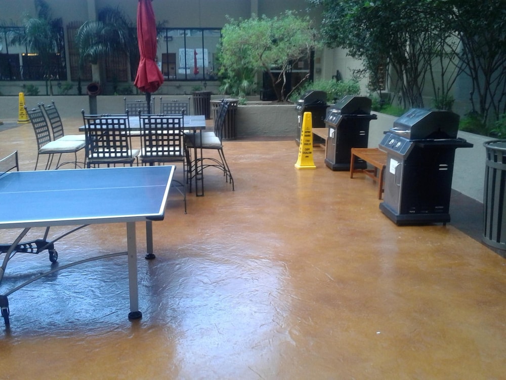 Jockey Resort Suites Center Strip 55/73