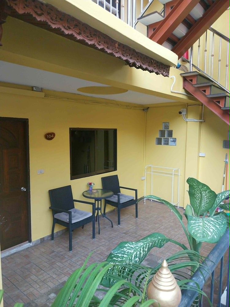 Phratamnak Inn - Hostel 68/77