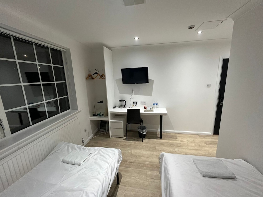 White Rose Hotel & Restaurant - Leeds 10/50