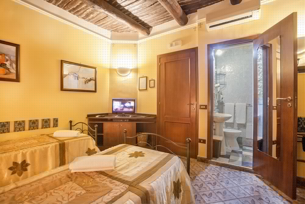 B B Alloggio Dei Vassalli 44/74