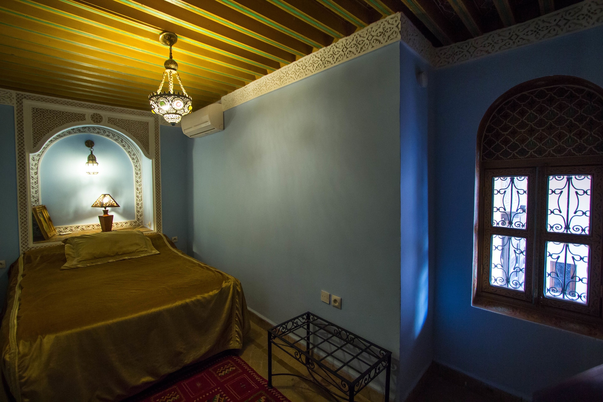 CHAOUEN, DOUBLE BED