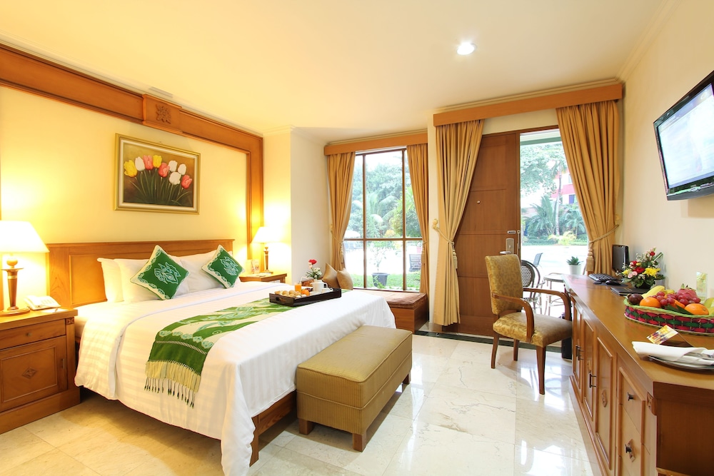 Sahid Jaya Lippo Cikarang 26/74