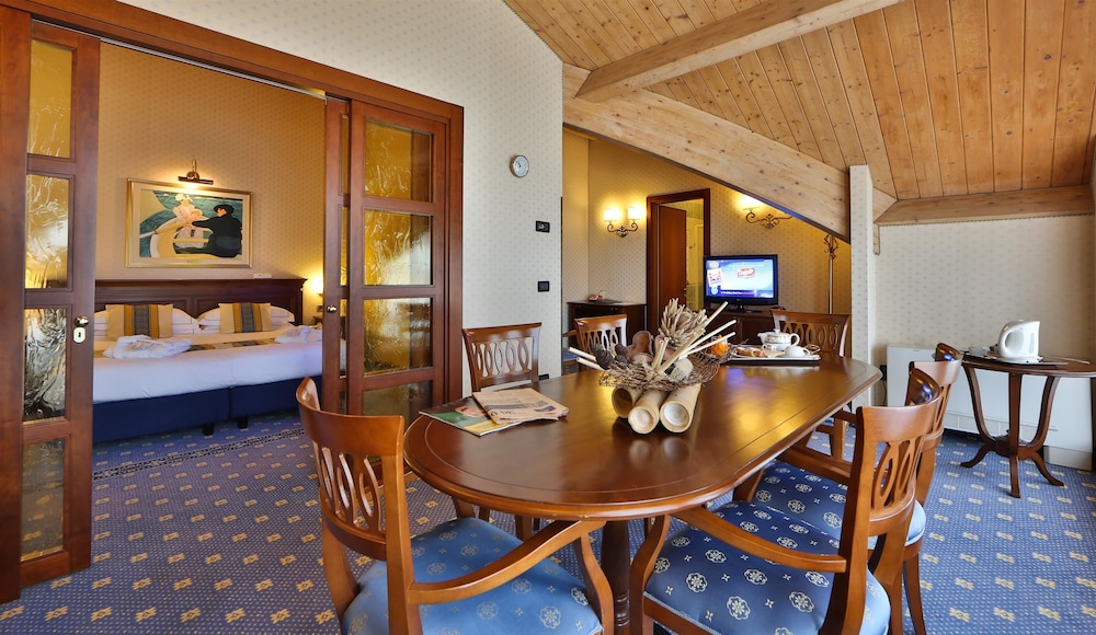 Best Western Classic Hotel 49/58