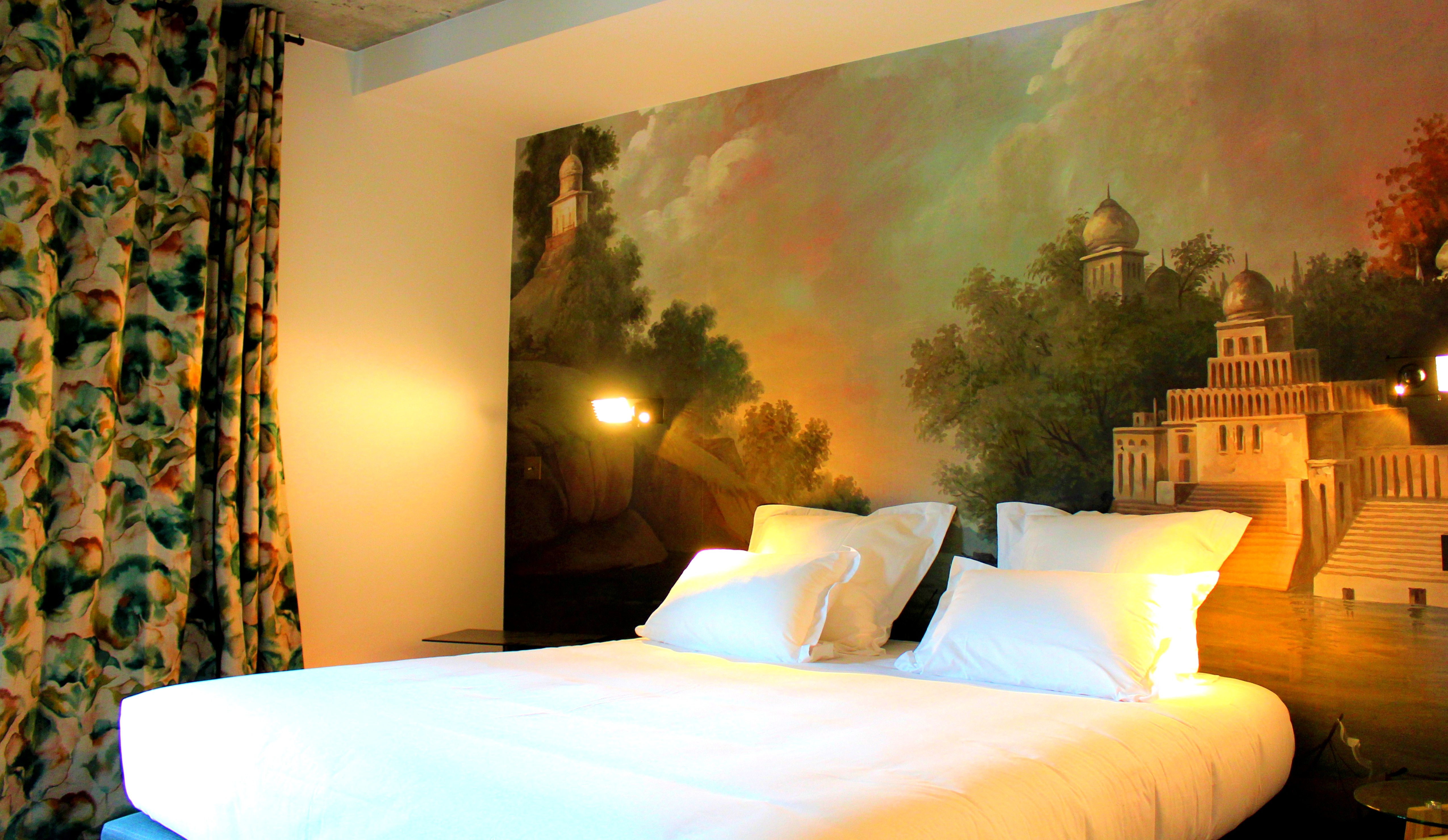 Classic, Double or Twin Bed