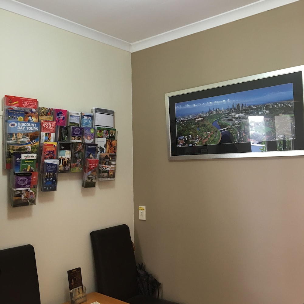 Hawthorn Gardens Serviced Apartments 27/36