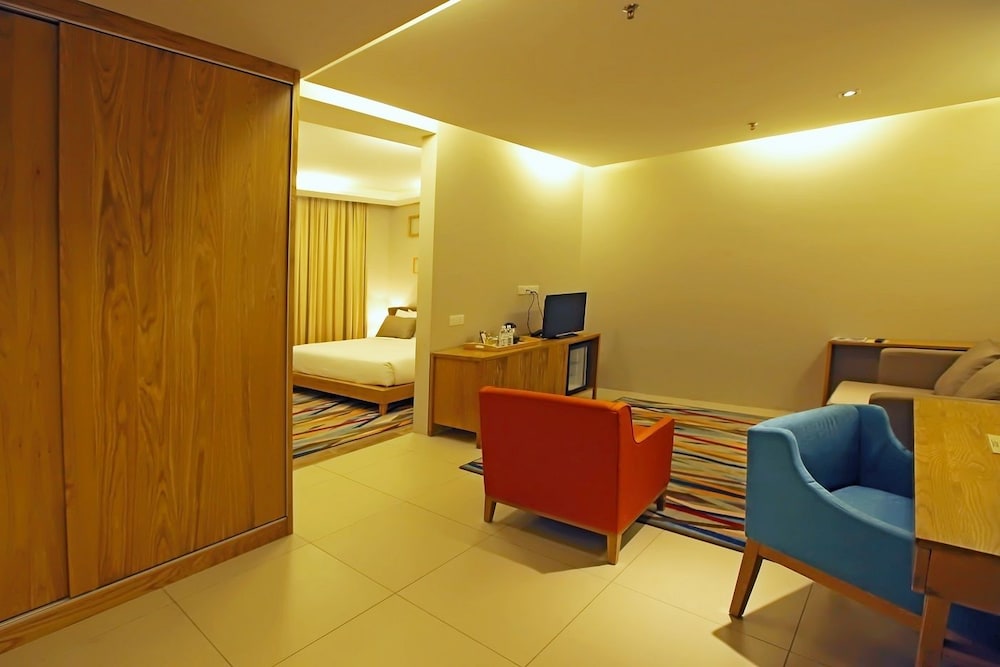 Casuarina At Meru 46/66