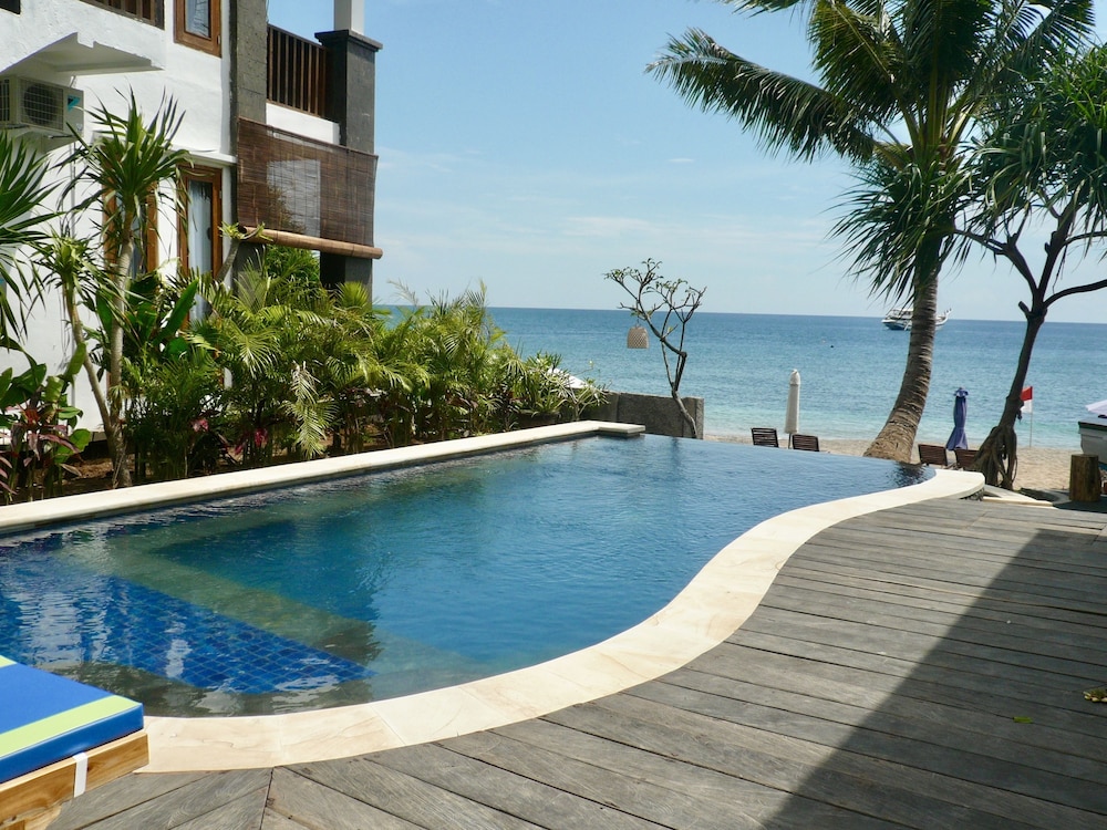 Vienna Beach Resort 67/69