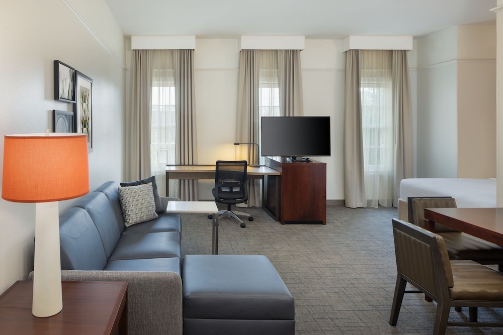 Residence Inn by Marriott Savannah Downtown/Historic District 29/50
