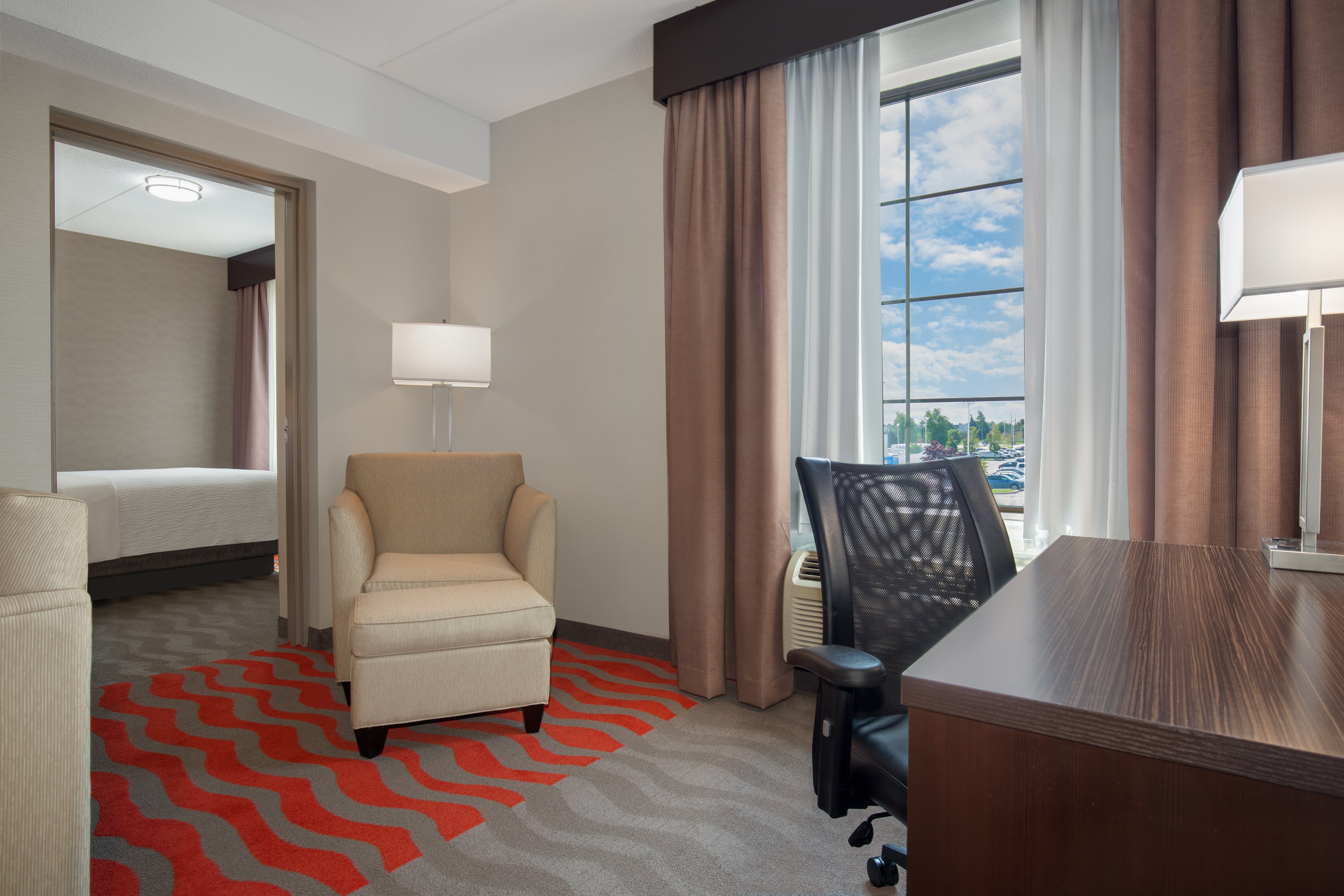 Holiday Inn Express Barrie 50/75