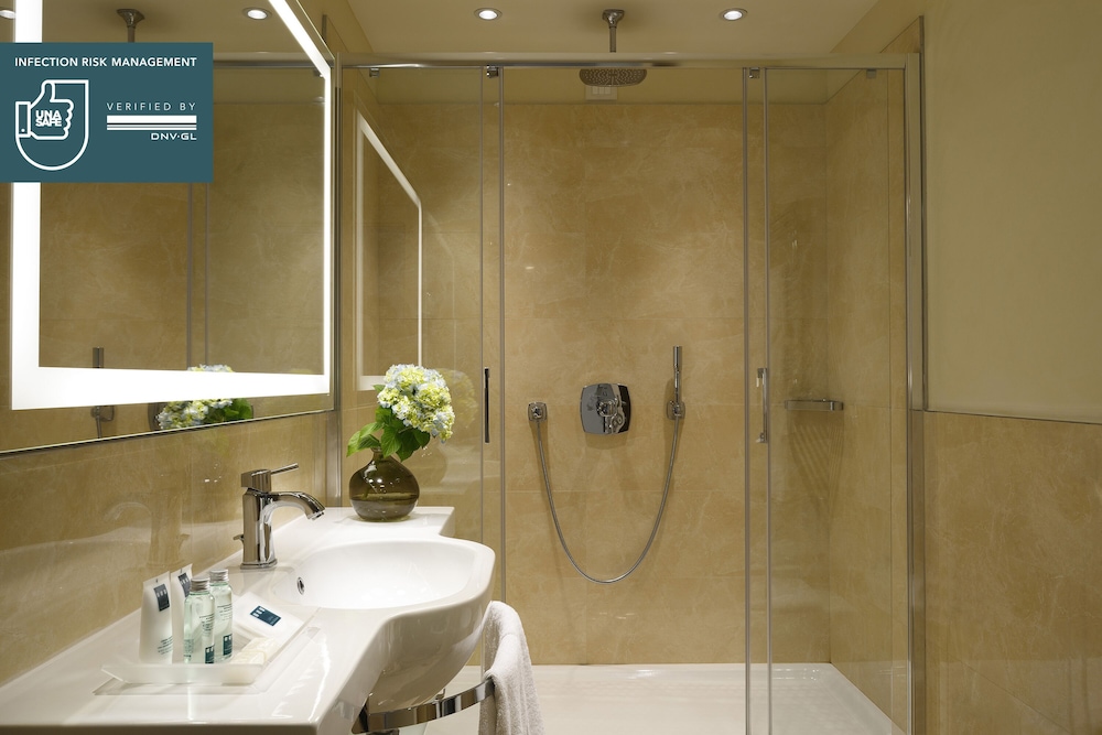 Unahotels Century Milan 9/50