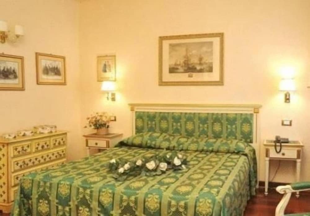 Villa Crispi 9/37