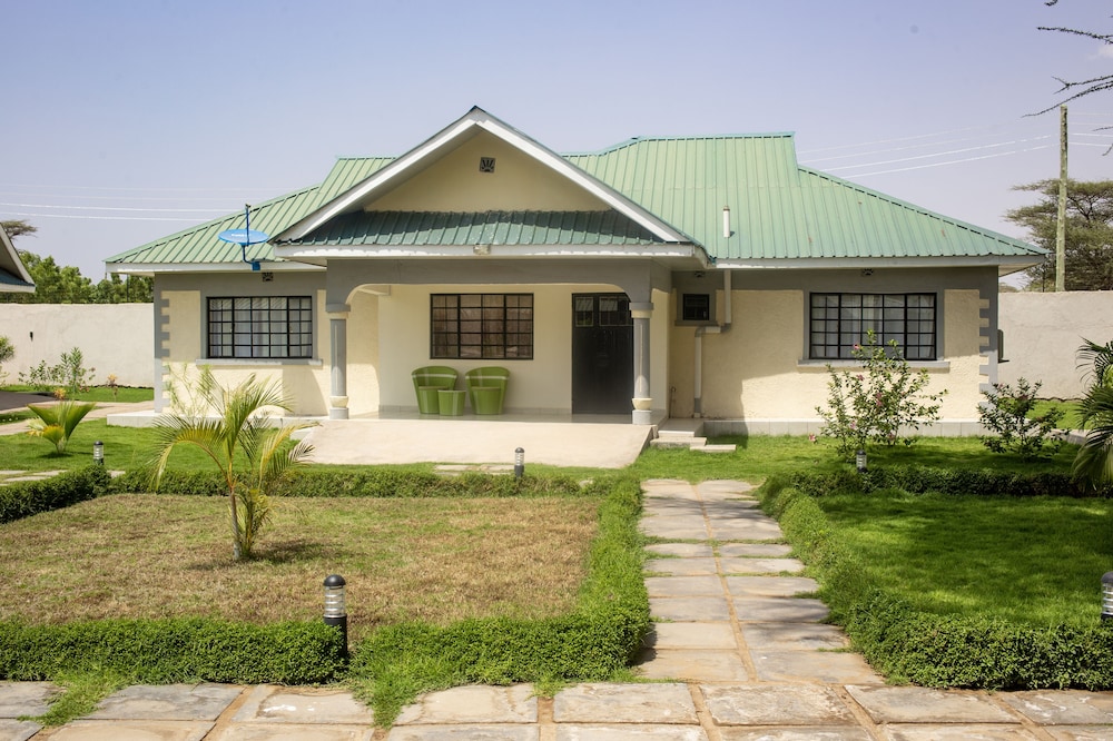 Lodwar Acacia Residences 1/22