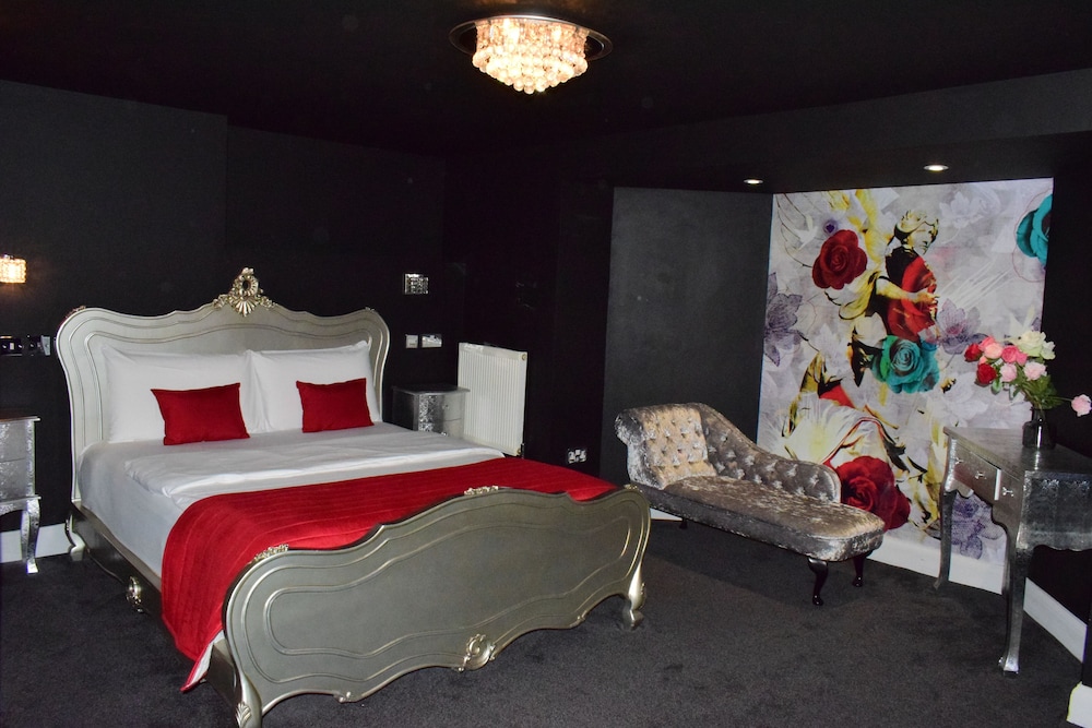 SUPERIOR, KING BED