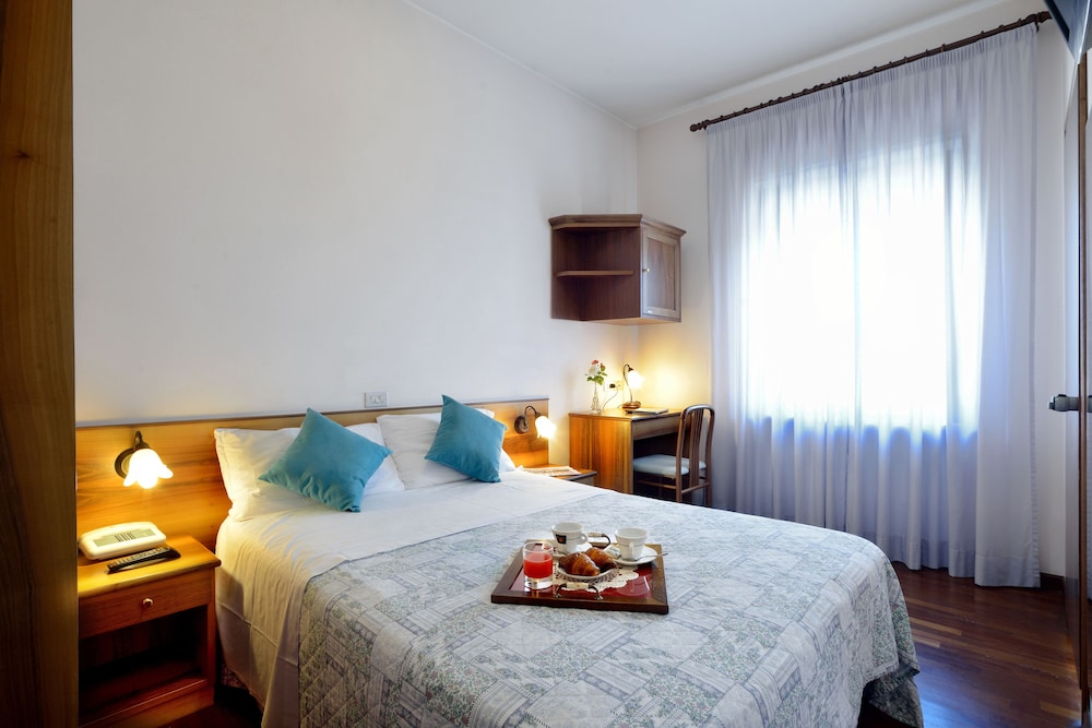 Hotel Ristorante Dante 7/50