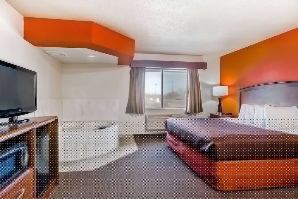 AmericInn by Wyndham Chamberlain Conference Center 10/31