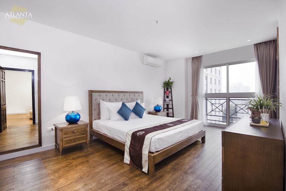 3 BEDROOMS, PREMIER, APARTMENT, CITY VIEW, 2 BATHROOMS