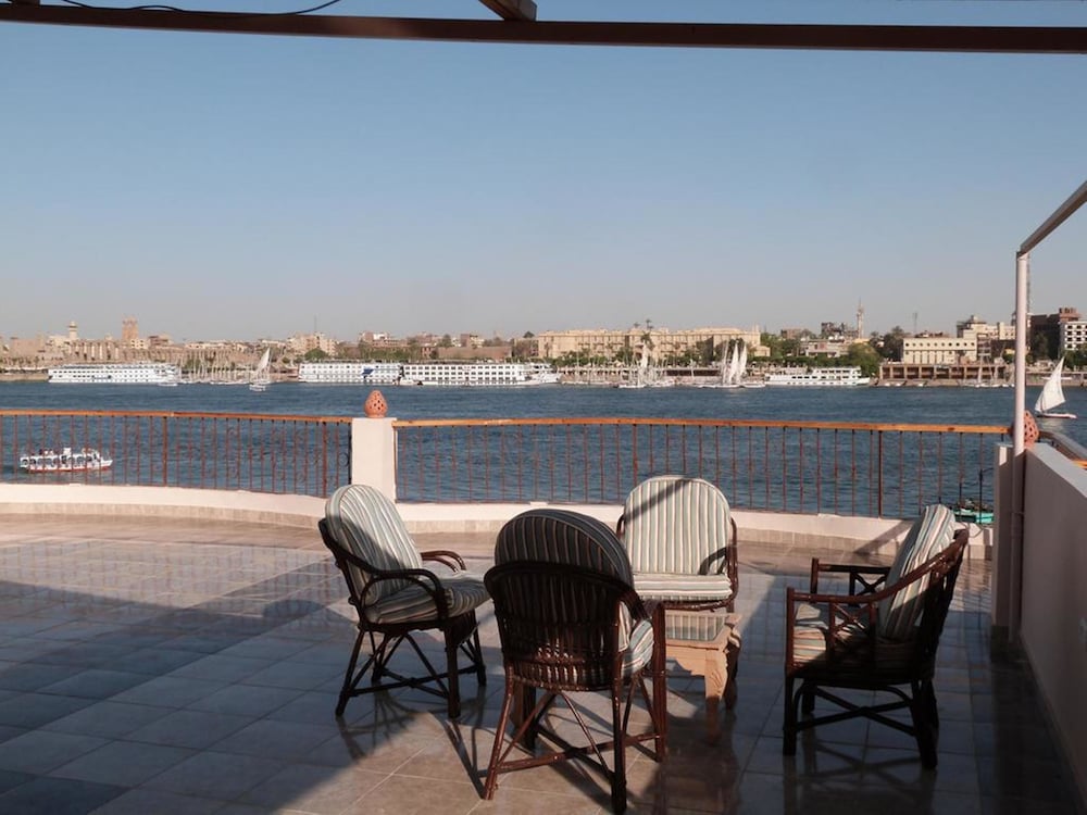 Luxor Plaza House 31/37