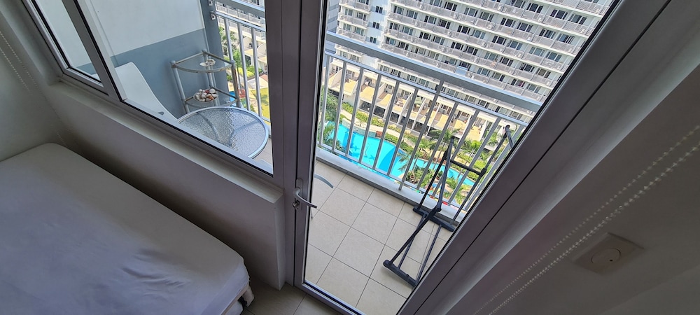 Condodeal At Shell Residences Moa Pasay 14/40