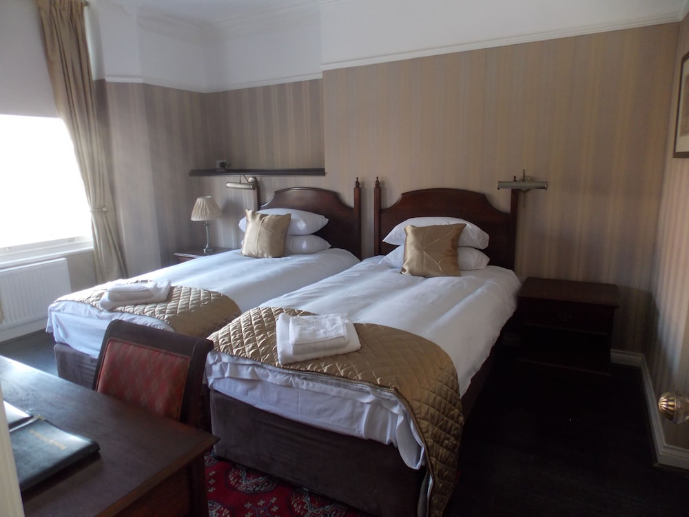 STANDARD, TWIN BEDS