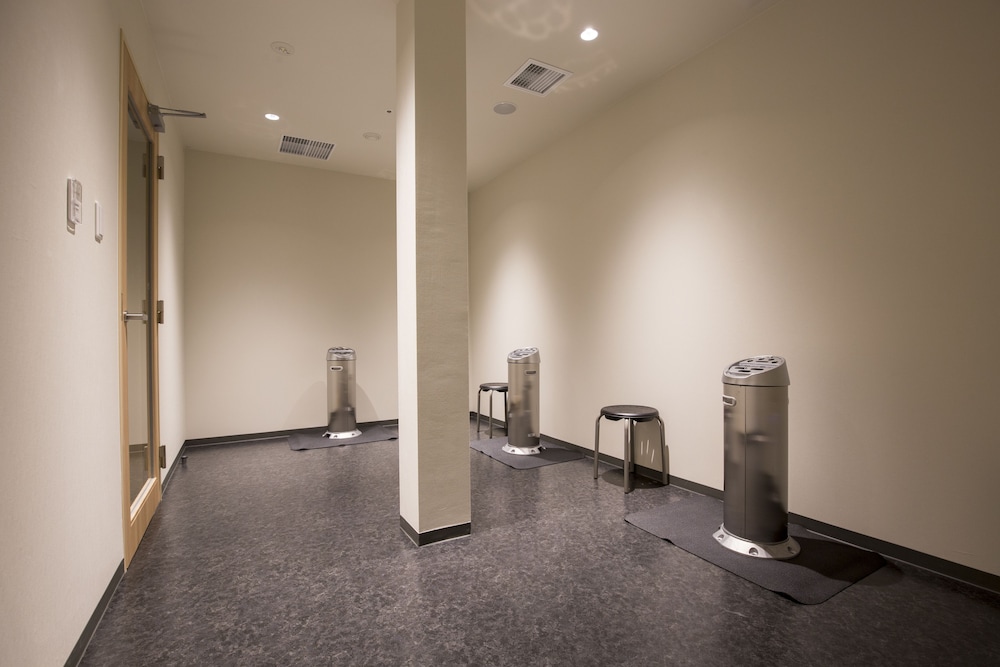 Kansai International Airport Hotel 11 31/54