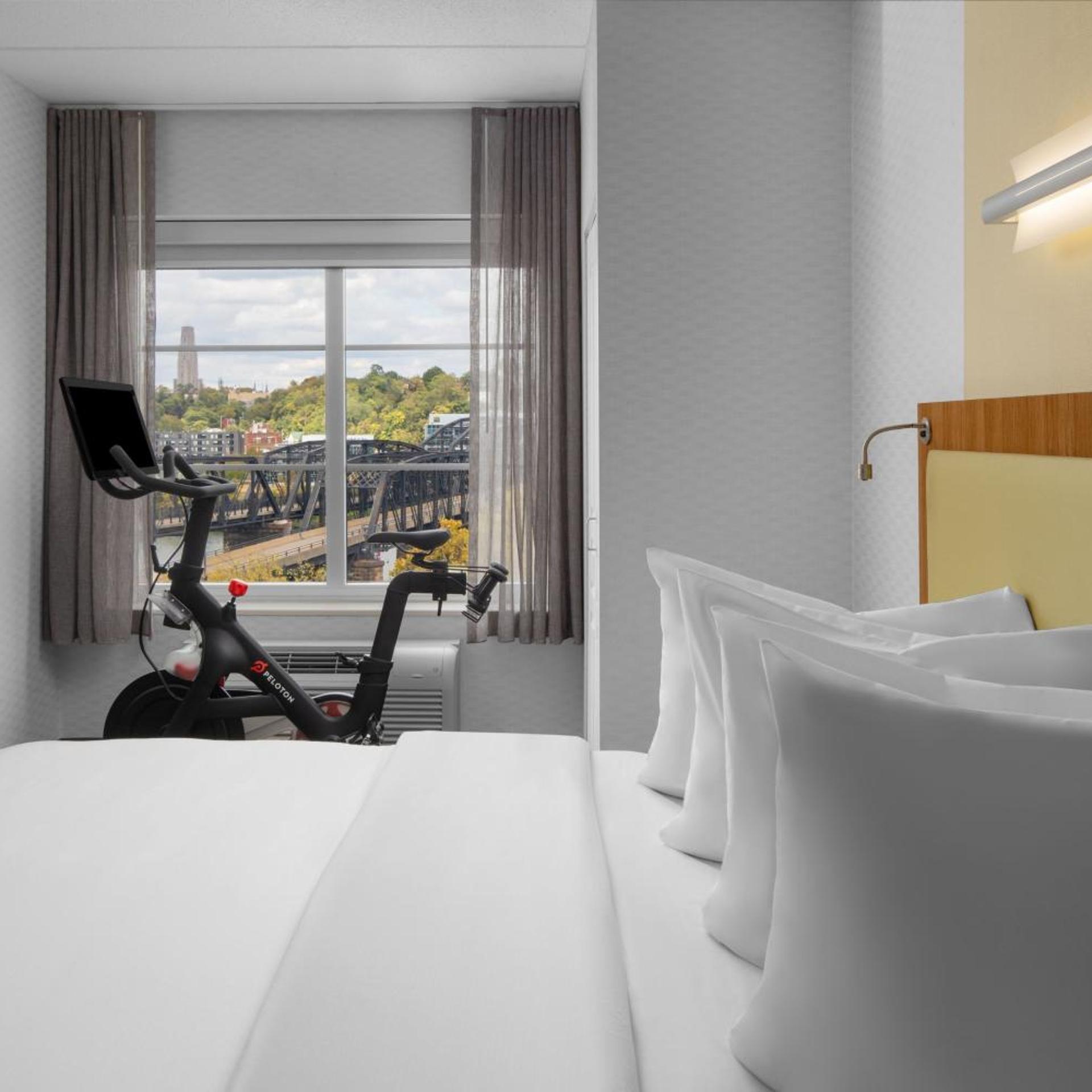 Studio, King Bed, Trundle Bed, Sofa, Peloton, High Floor