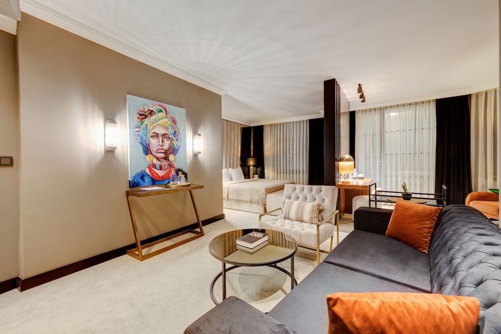 Sahil Marti Hotel 44/72